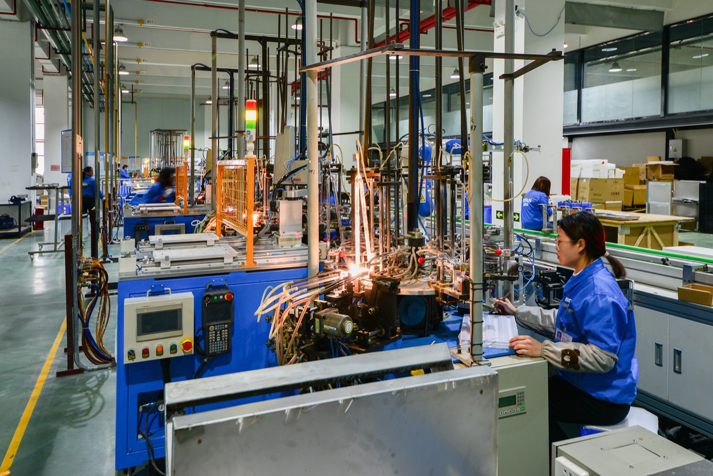 BIOSUN UV lamp forming workshop